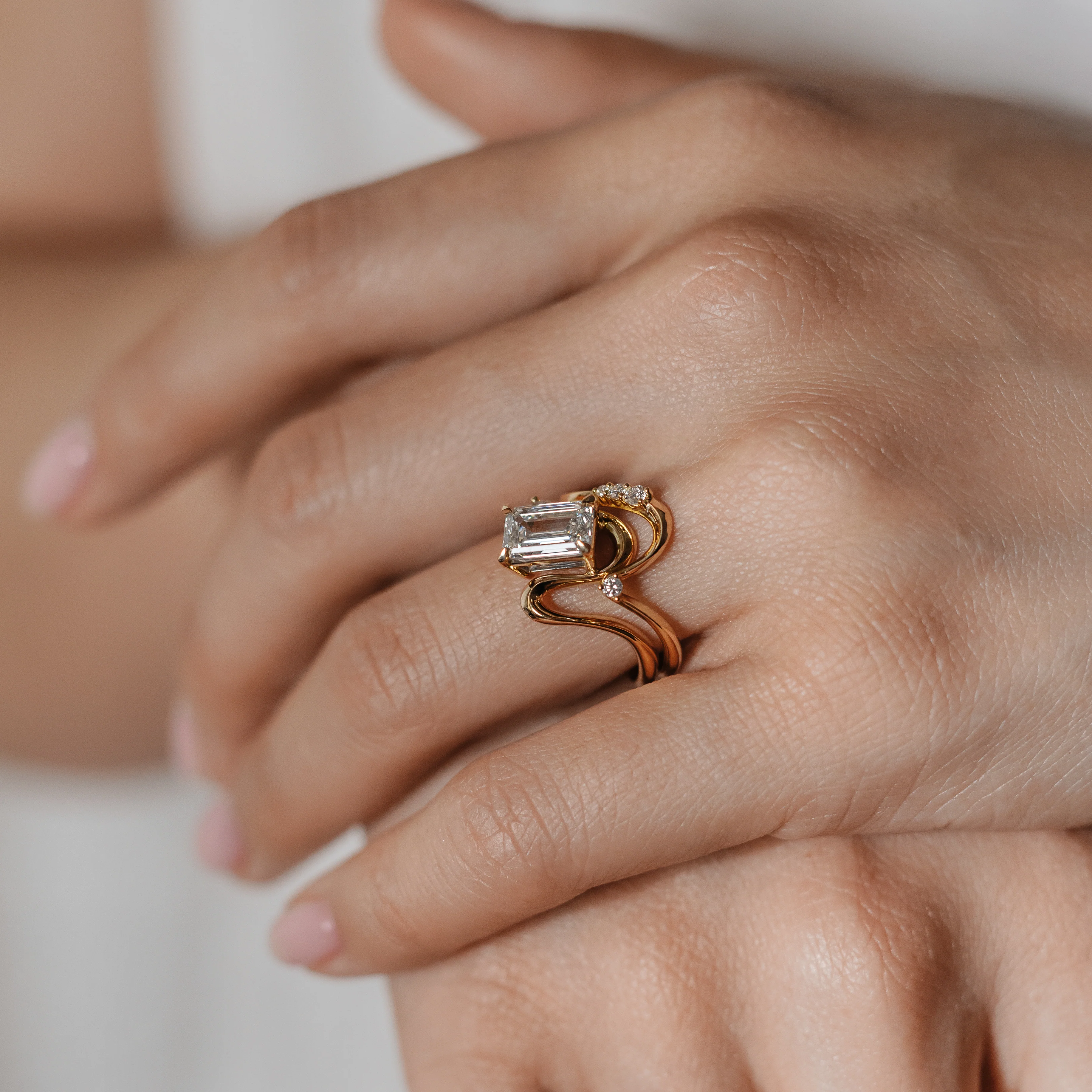 Maeva Oval Band - Image 11